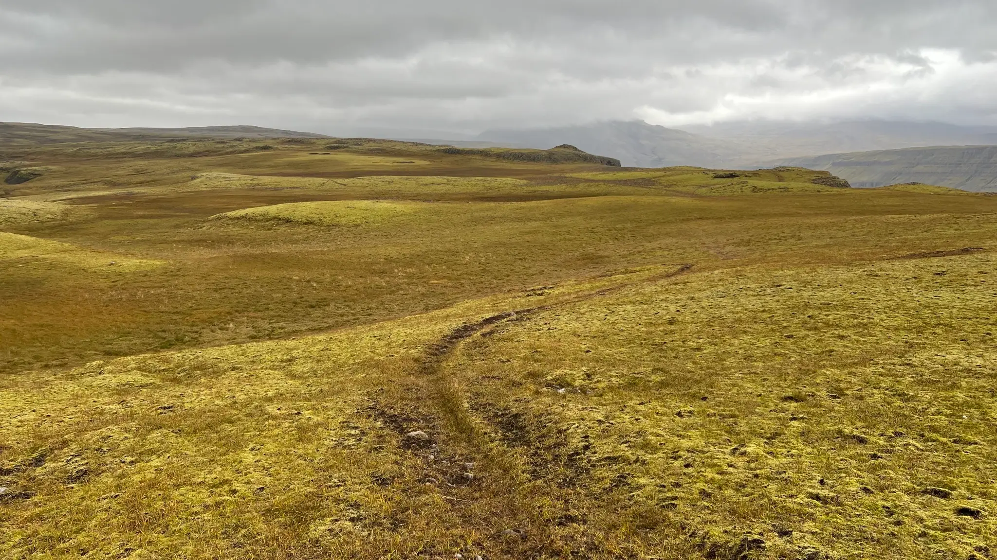Relatively flat plateau