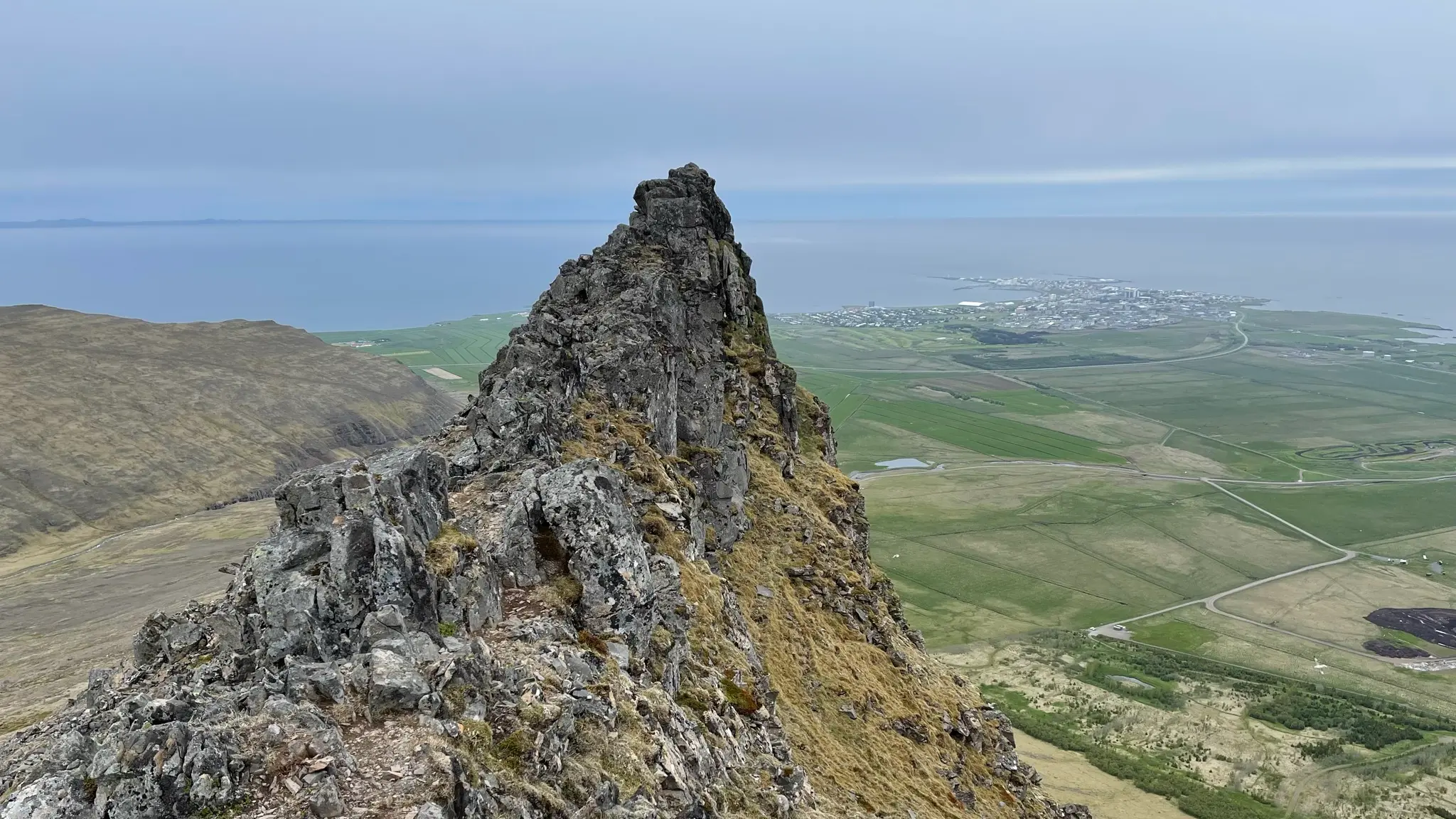 Peak at 12.3km